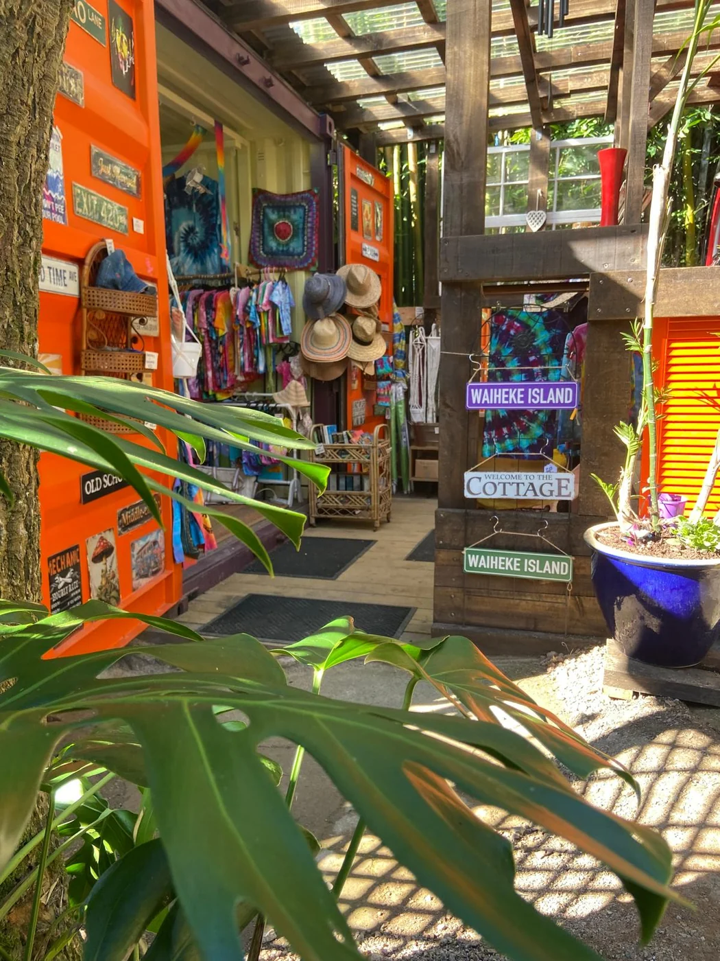 The entrance to Back to the 70’s & Beyond on Waiheke Island